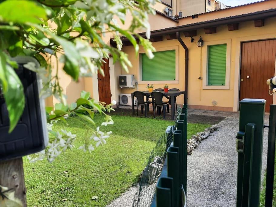 维罗纳La Casa Di Davide Con Giardino E Garage公寓 外观 照片